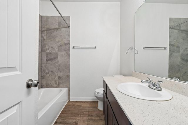 100 Jessica Drive, Dayton, TX 77535