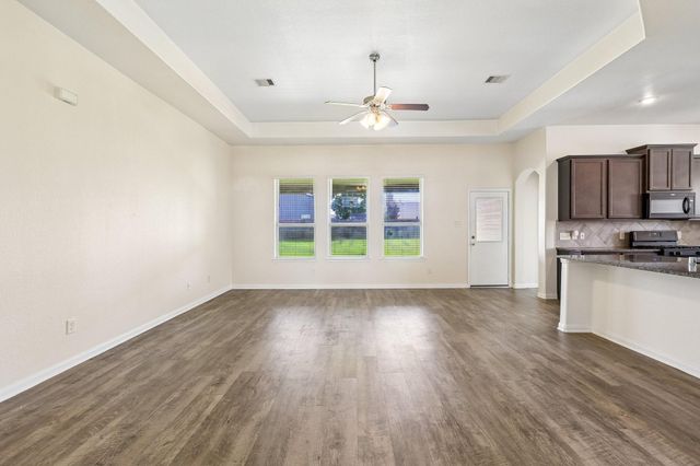 100 Jessica Drive, Dayton, TX 77535