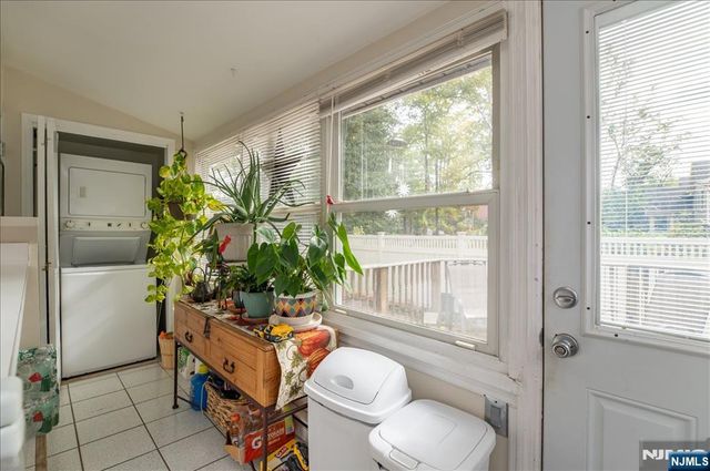 51 Lakeview Avenue, Ringwood, NJ 07456