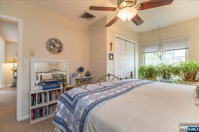 51 Lakeview Avenue, Ringwood, NJ 07456