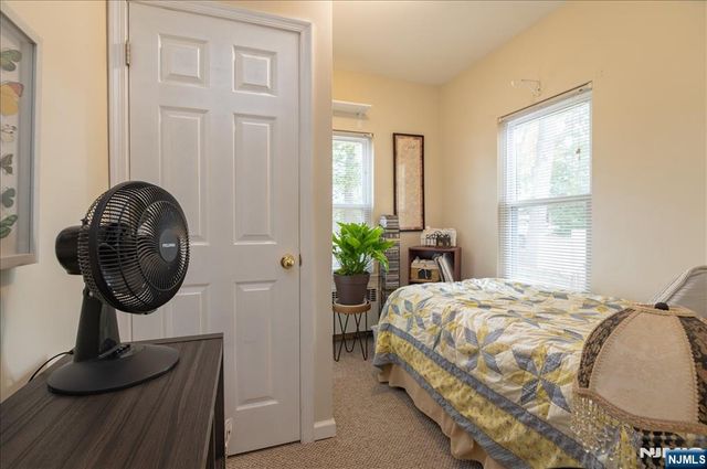 51 Lakeview Avenue, Ringwood, NJ 07456