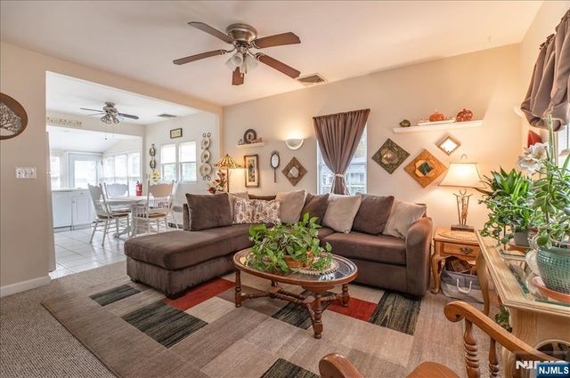 51 Lakeview Avenue, Ringwood, NJ 07456
