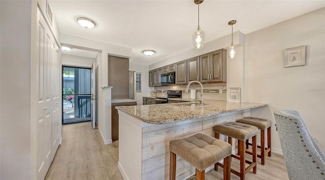 1249 DOCKSIDE PLACE 110, Sarasota, FL 34242