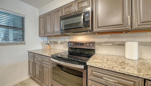 1249 DOCKSIDE PLACE 110, Sarasota, FL 34242