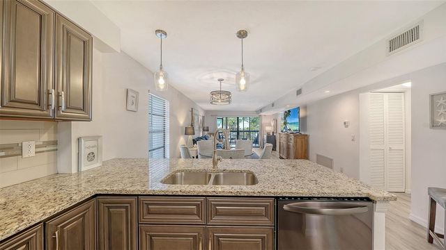 1249 DOCKSIDE PLACE 110, Sarasota, FL 34242