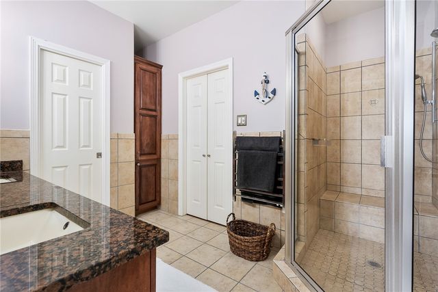 119 Ball St, Rockport, TX 78382