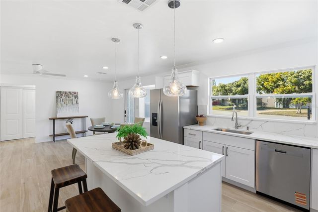 4637 MACEACHEN BOULEVARD, Sarasota, FL 34233