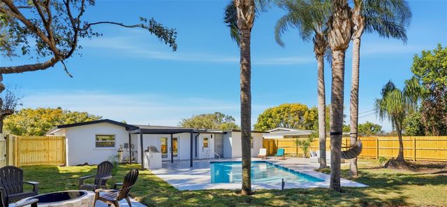 4637 MACEACHEN BOULEVARD, Sarasota, FL 34233