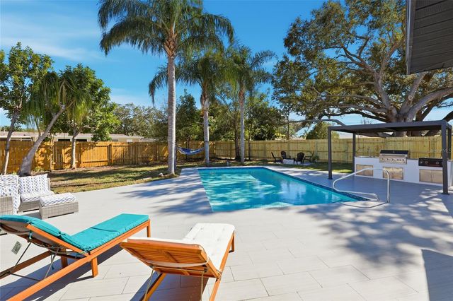 4637 MACEACHEN BOULEVARD, Sarasota, FL 34233