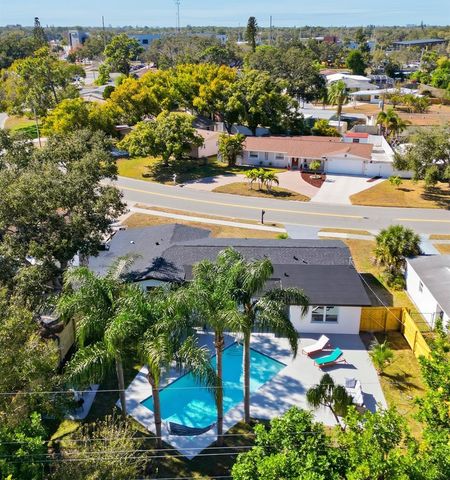 4637 MACEACHEN BOULEVARD, Sarasota, FL 34233