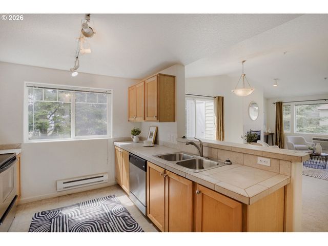 720 Nw 185TH Ave 307, Beaverton, OR 97006