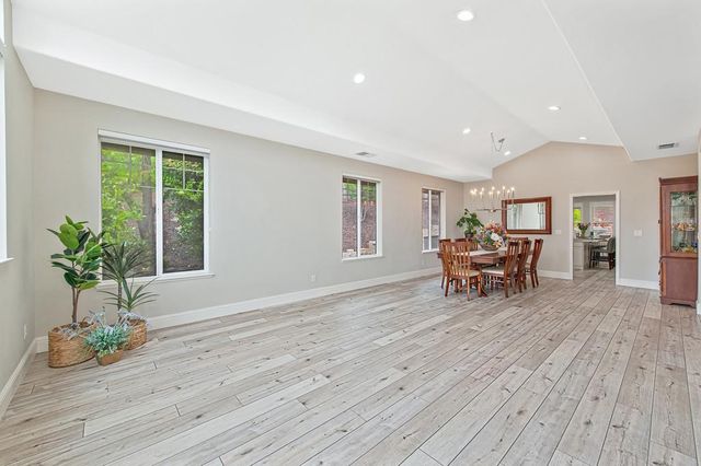 3135 Weymouth Way, Rescue, CA 95672
