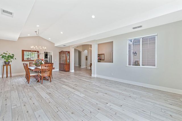 3135 Weymouth Way, Rescue, CA 95672