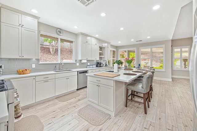 3135 Weymouth Way, Rescue, CA 95672