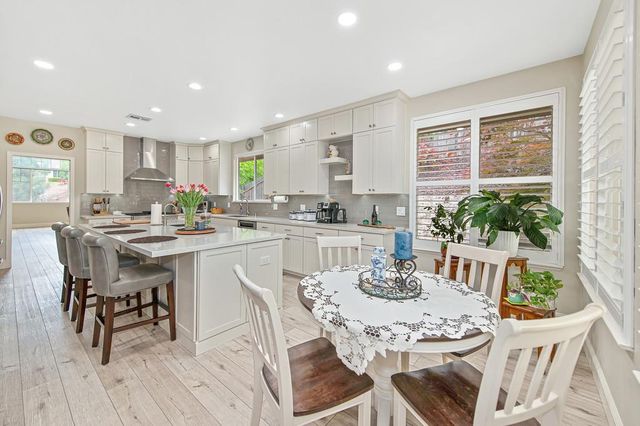 3135 Weymouth Way, Rescue, CA 95672