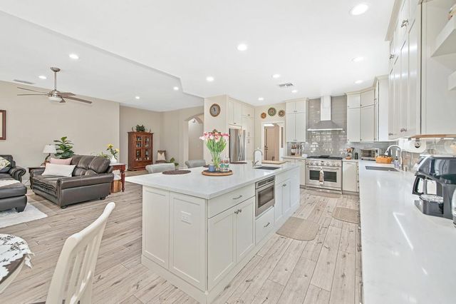 3135 Weymouth Way, Rescue, CA 95672