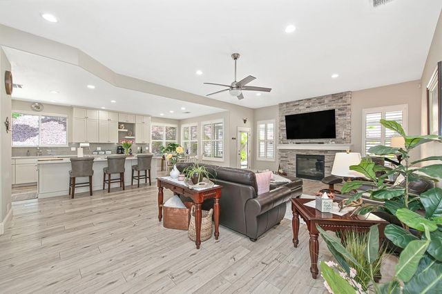 3135 Weymouth Way, Rescue, CA 95672