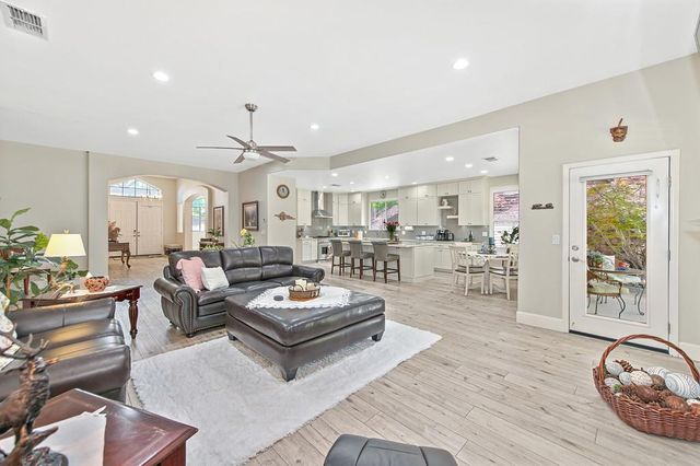3135 Weymouth Way, Rescue, CA 95672