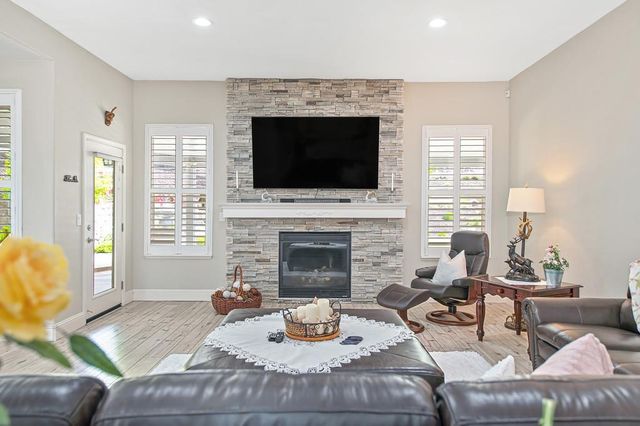 3135 Weymouth Way, Rescue, CA 95672