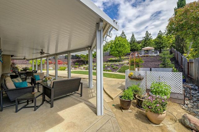 3135 Weymouth Way, Rescue, CA 95672