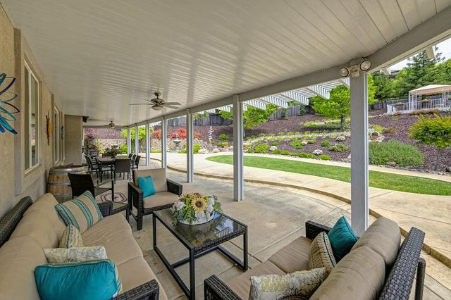 3135 Weymouth Way, Rescue, CA 95672