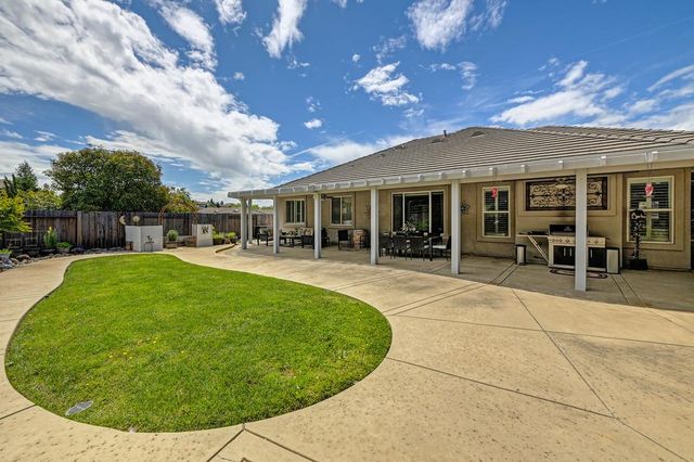 3135 Weymouth Way, Rescue, CA 95672