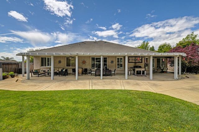3135 Weymouth Way, Rescue, CA 95672