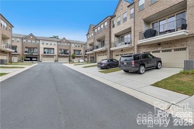 1256 Madison Towns Lane, Charlotte, NC 28209