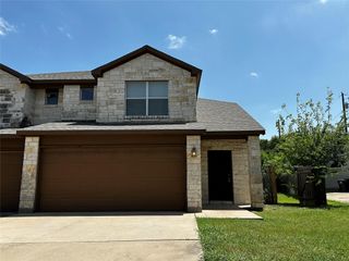 1411 Bergin CT B, Georgetown, TX 78626