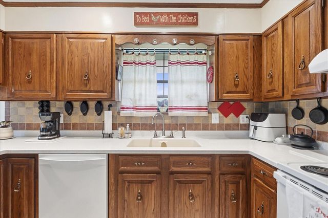 487 Hackworth Road, Whitwell, TN 37397