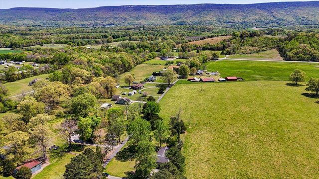 487 Hackworth Road, Whitwell, TN 37397