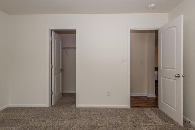 5365 W Cobblestone Street, Bloomington, IN 47403