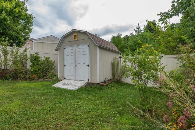 5365 W Cobblestone Street, Bloomington, IN 47403