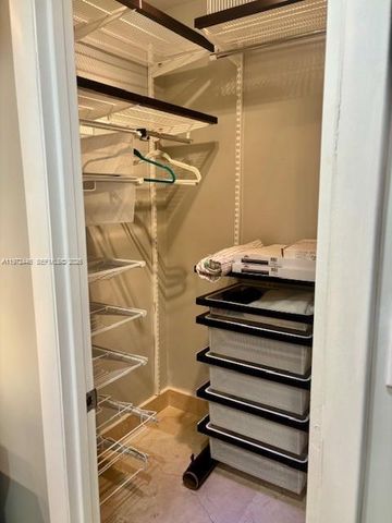 100 Lincoln Rd 823, Miami Beach, FL 33139