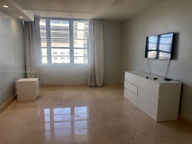 100 Lincoln Rd 823, Miami Beach, FL 33139