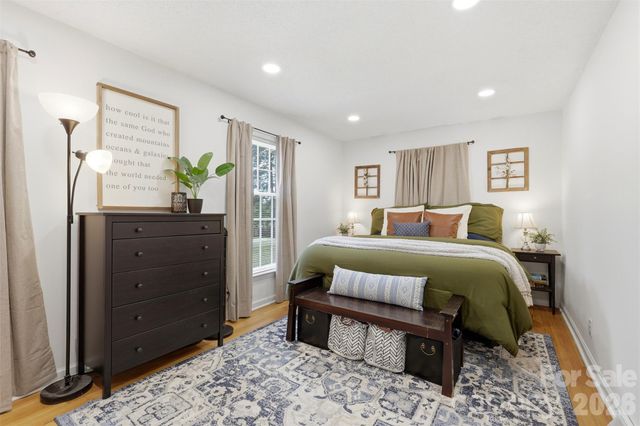 6607 Elmwood Circle, Charlotte, NC 28214