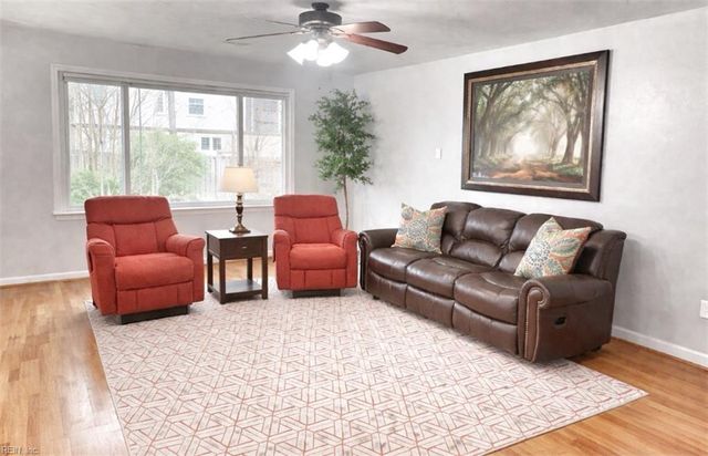 886 Lacon DR, Newport News, VA 23608