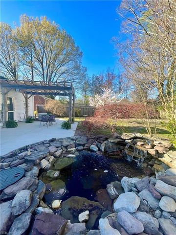 886 Lacon DR, Newport News, VA 23608