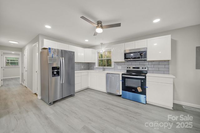 11809 Mccoy Road, Huntersville, NC 28078