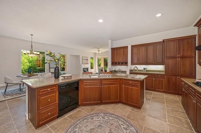 516 Montecito Ct, El Dorado Hills, CA 95762