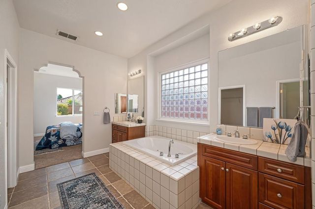 516 Montecito Ct, El Dorado Hills, CA 95762