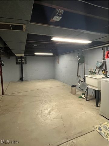 1230 Herberich Avenue, Akron, OH 44301