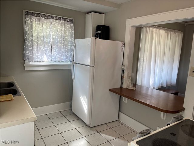 1230 Herberich Avenue, Akron, OH 44301