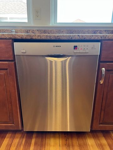 331 Atlantic St 2, Quincy, MA 02171