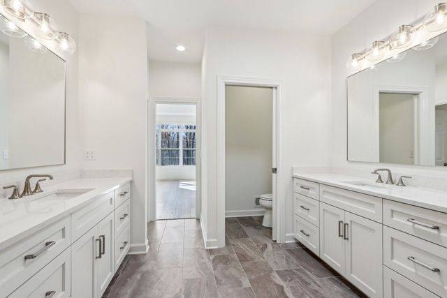 39W909 N Hathaway Lane, Geneva, IL 60134