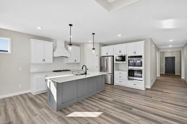 4617 89th Street NE, Monticello, MN 55362