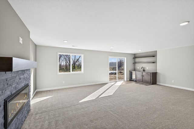 4617 89th Street NE, Monticello, MN 55362