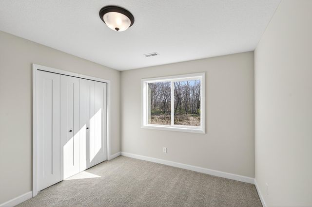 4617 89th Street NE, Monticello, MN 55362