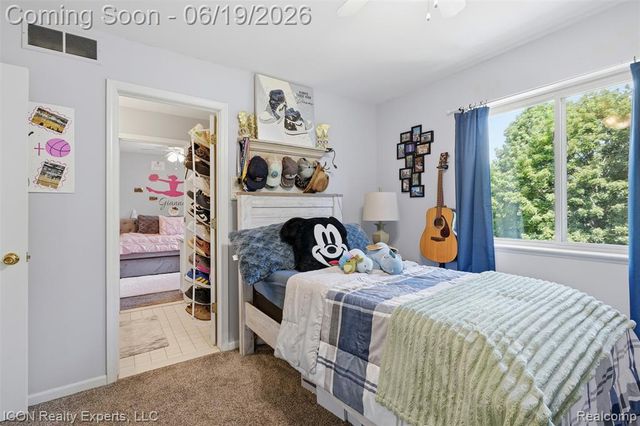 2100 Ore Creek Lane, Brighton, MI 48114
