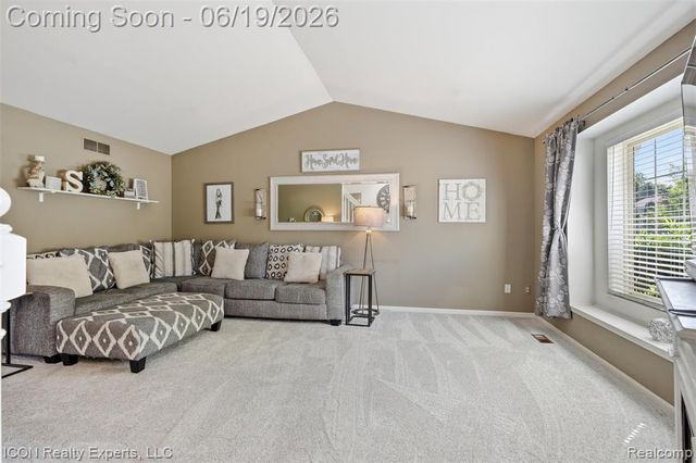 2100 Ore Creek Lane, Brighton, MI 48114